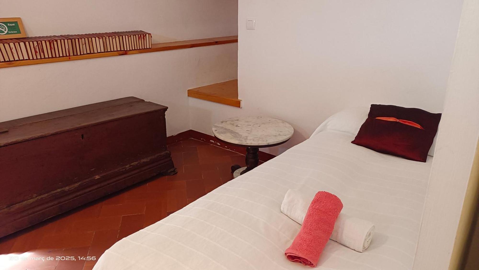 Habitaciones Con Encanto - Cal Alejandro Montsonis Buitenkant foto